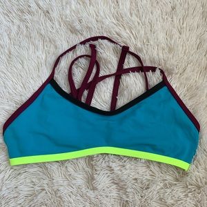 JOLYN CONTRAST RYAN TOP